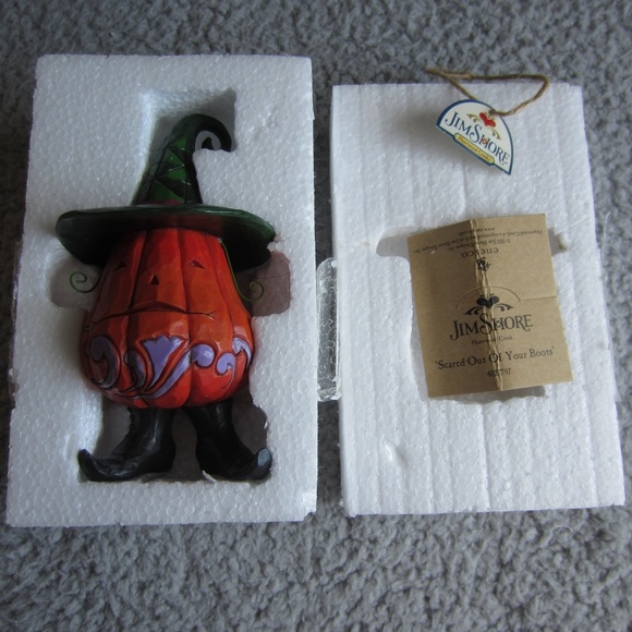 Enesco Jim Shore Heartwood Creek Scared out of your Boots Halloween Figurine - Picture 1 of 11